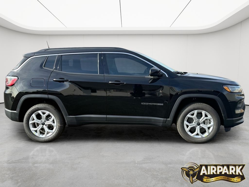 New 2026 Diamond Black Crystal Pearlcoat Jeep Latitude image 3