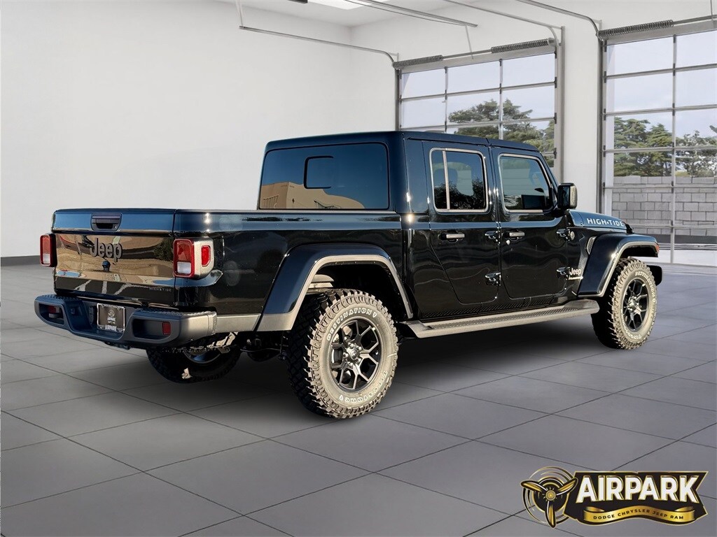 New 2025 Jeep Gladiator Sport Pickup
