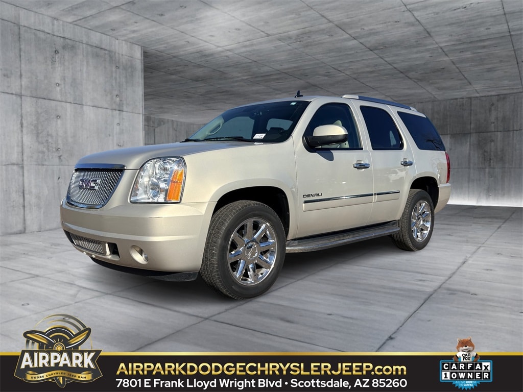 2011 GMC Yukon Denali's photo