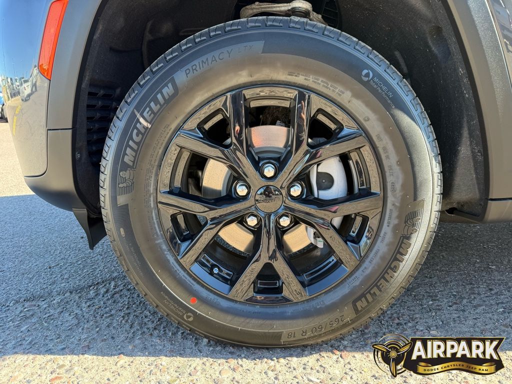 New 2026 Baltic Gray Jeep Laredo image 10