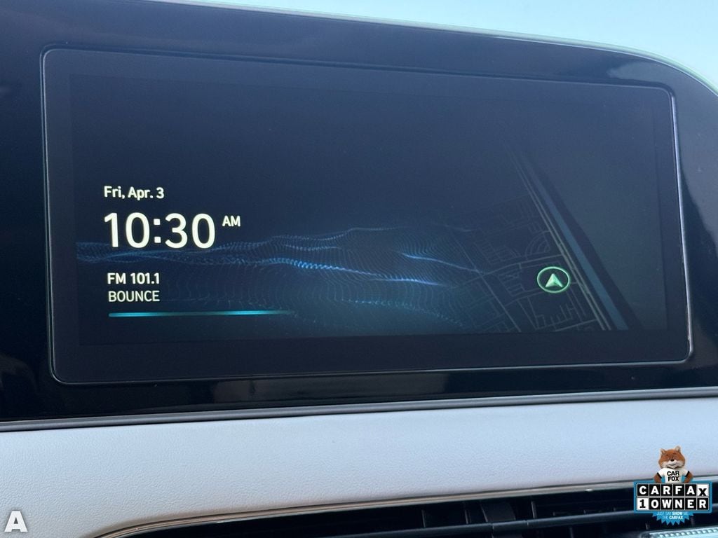 Used 2022 Abyss Black Pearl Hyundai Limited image 20