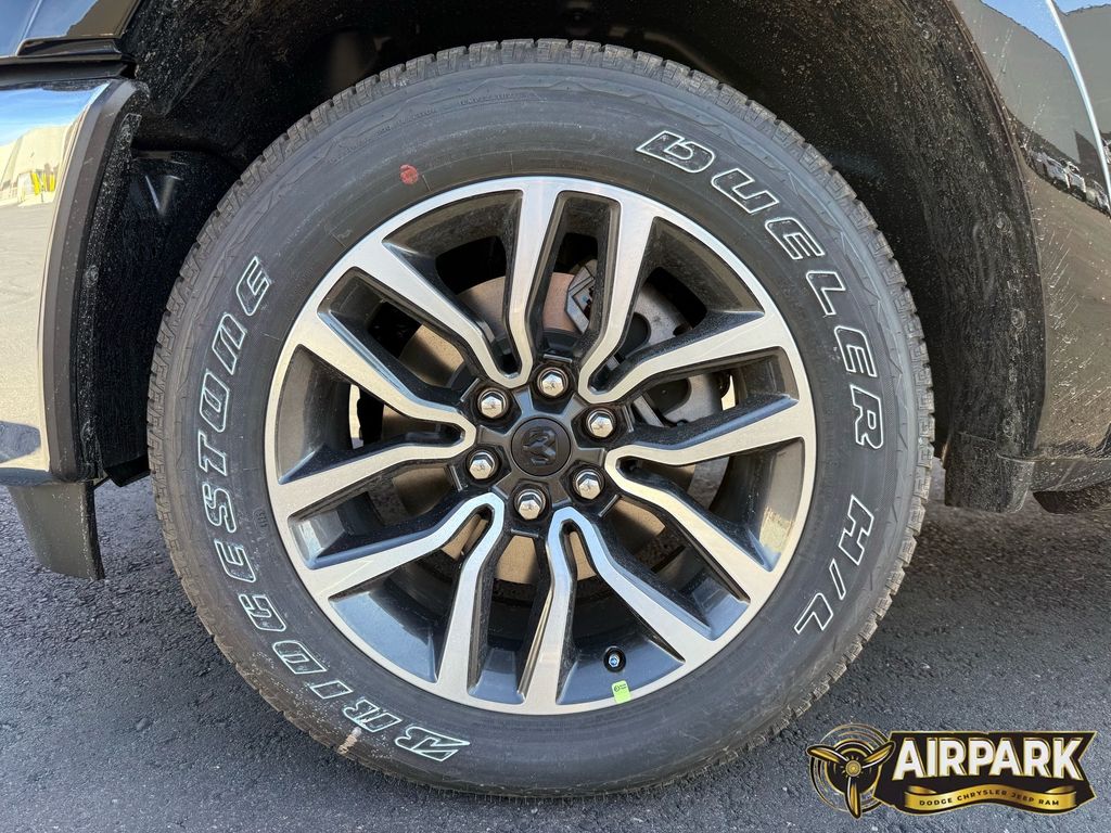 New 2026 Diamond Black Crystal Pearlcoat Ram Limited image 10