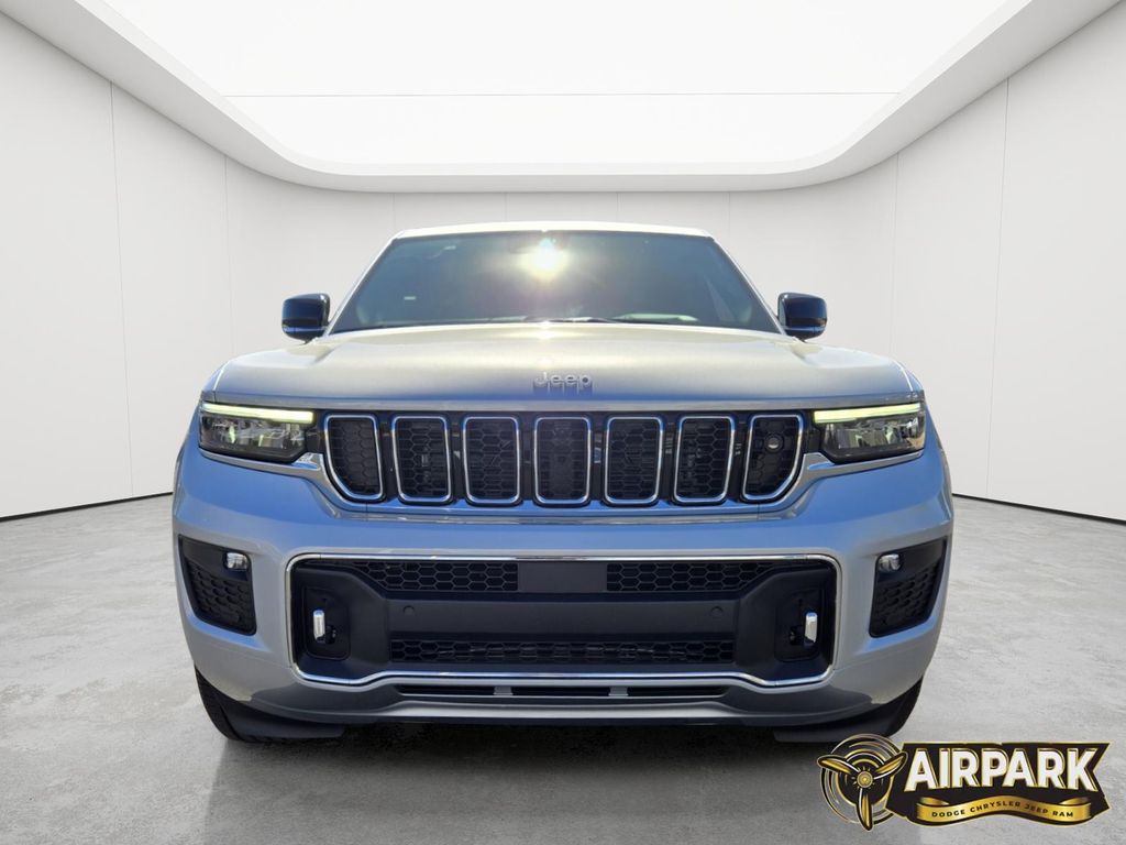 New 2025 Silver Zynith Jeep Overland image 9