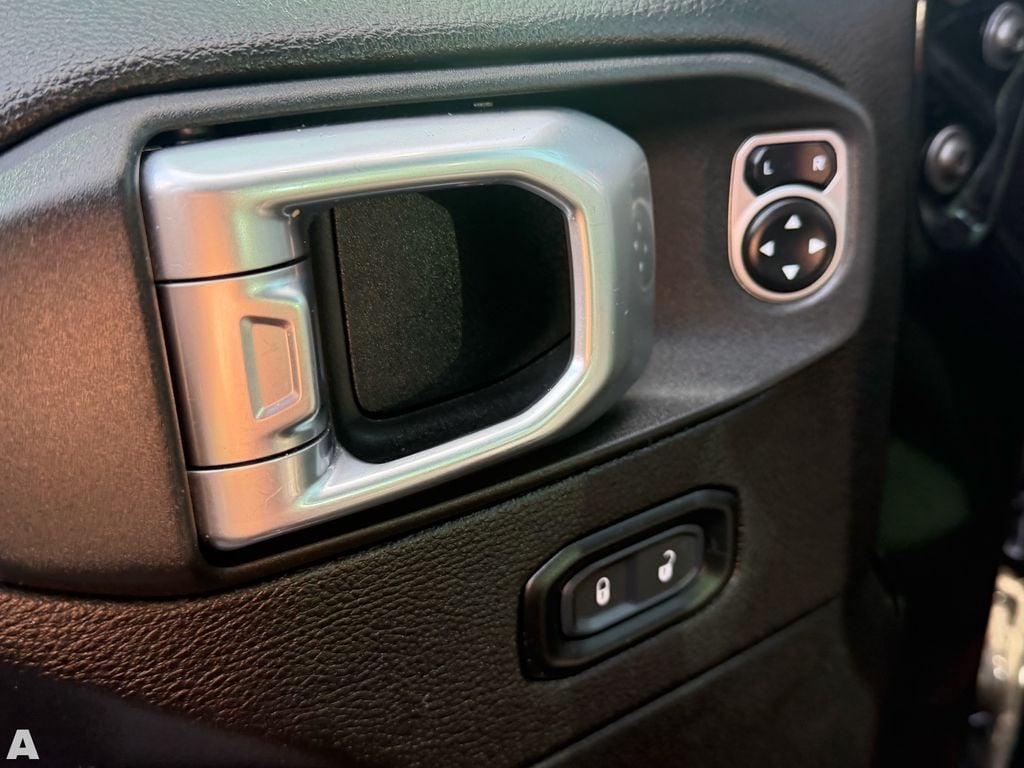 Used 2020 Black Clearcoat Jeep Rubicon image 13