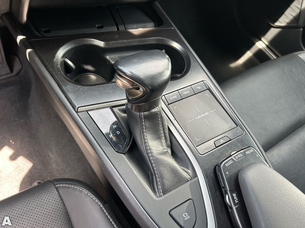 Used 2020 Gray Pearl Lexus 200 Base image 8