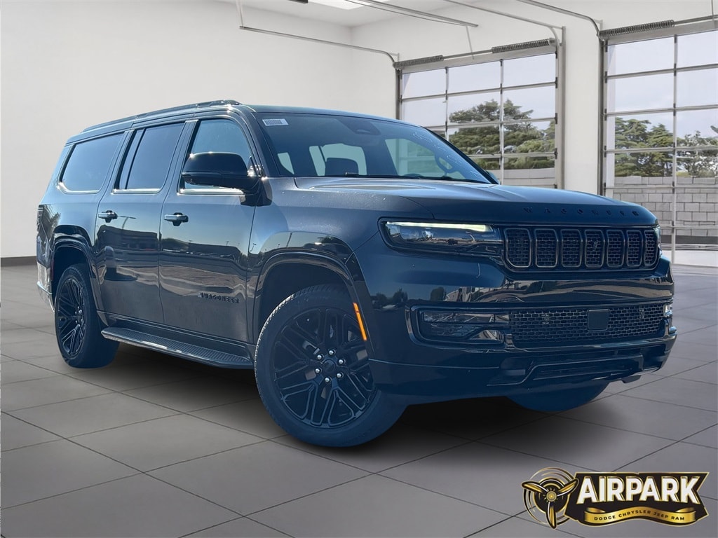 New 2025 Jeep Wagoneer L Series II Sport Utility