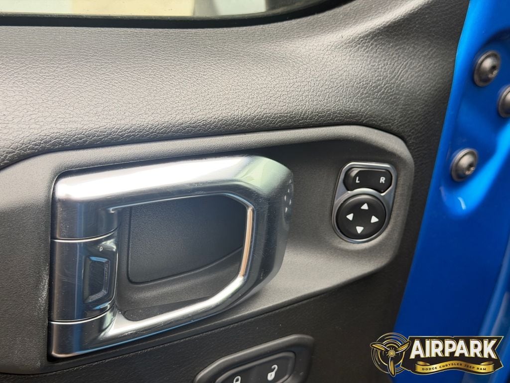 New 2026 Hydro Blue Pearlcoat Jeep Sport image 11