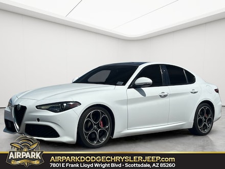 2022 Alfa Romeo Giulia Ti Sedan