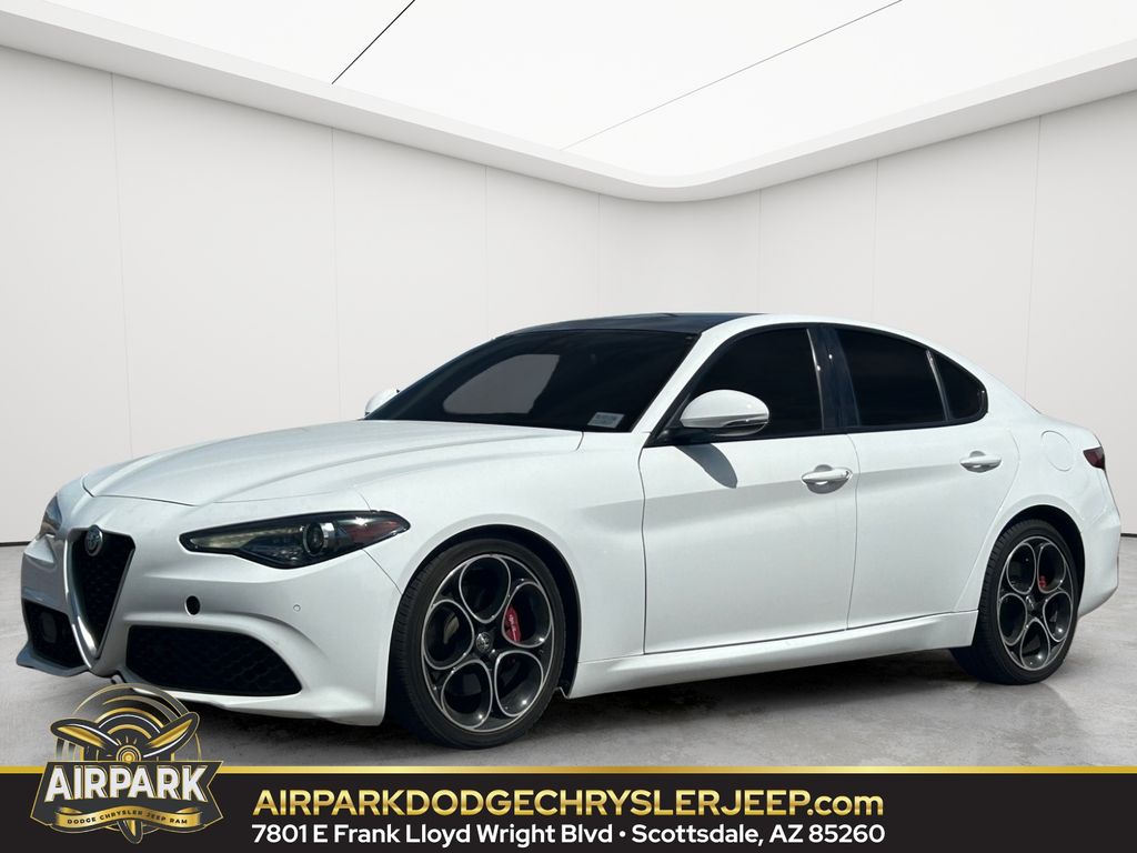 2022 Alfa Romeo Giulia Ti RWD