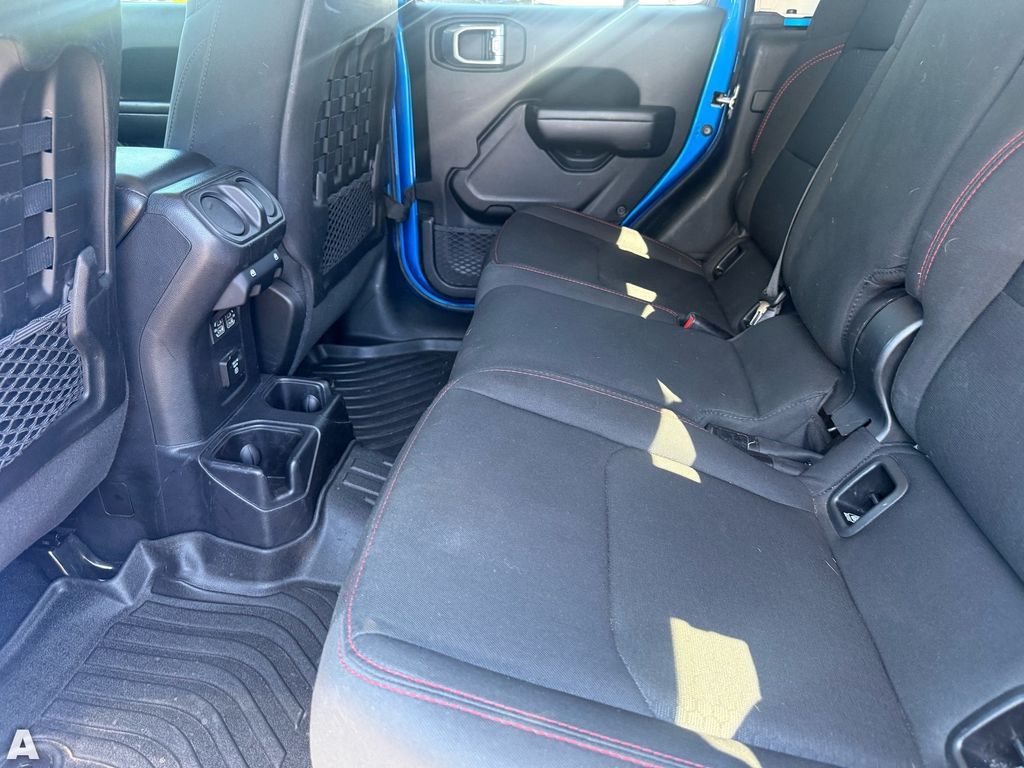 Used 2021 Hydro Blue Pearlcoat Jeep Rubicon image 26