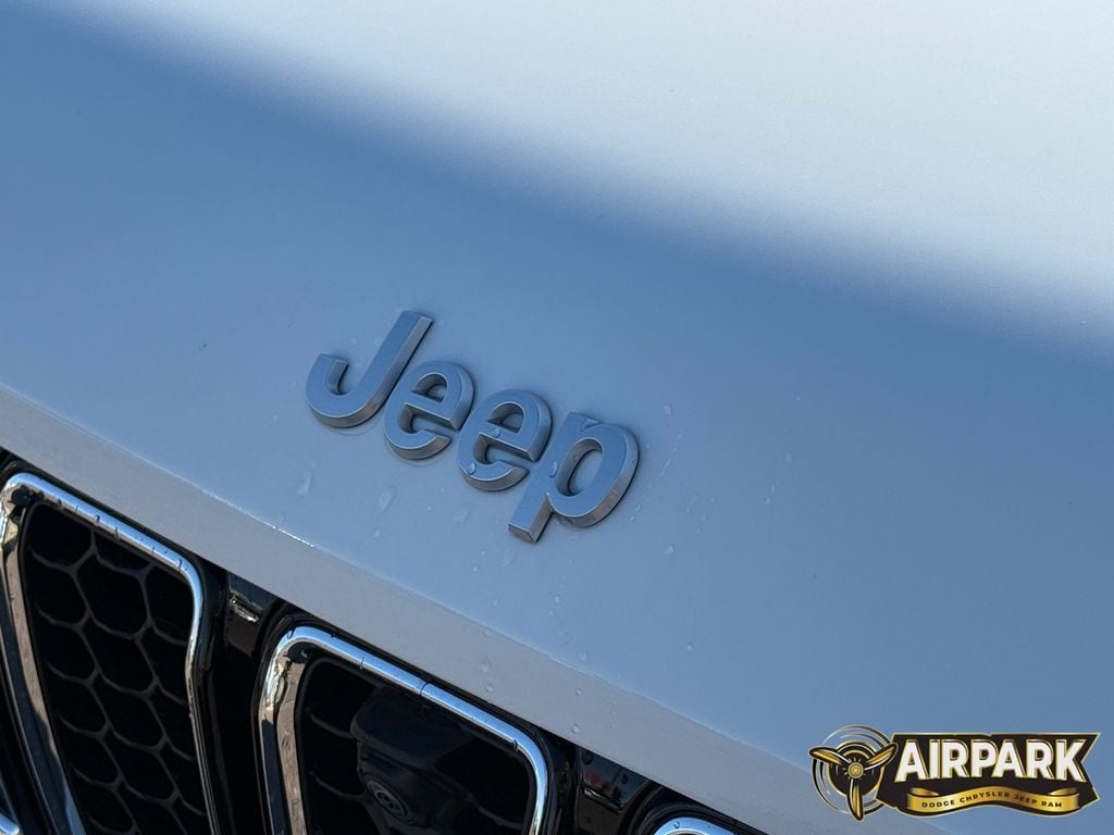 New 2025 Bright White Jeep Overland image 22