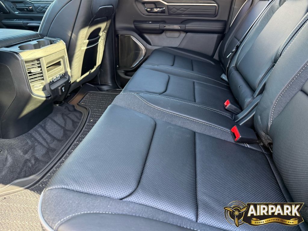 New 2026 Diamond Black Crystal Pearlcoat Ram Limited image 21