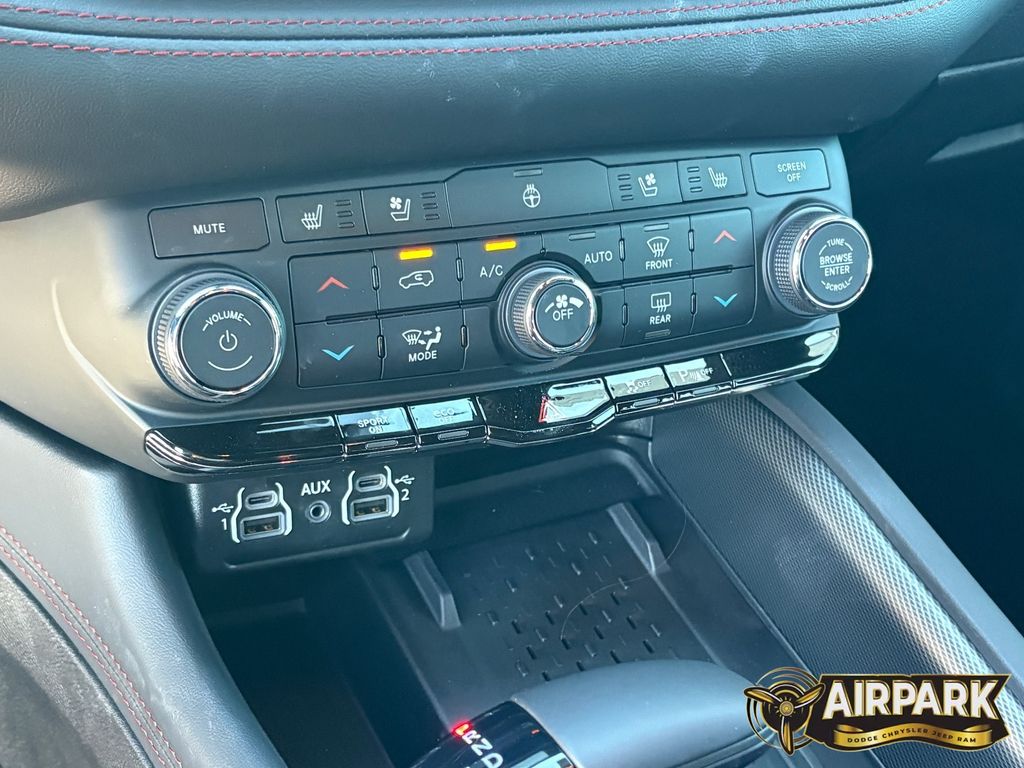 New 2026 White Knuckle Dodge GT HEMI V8 image 17