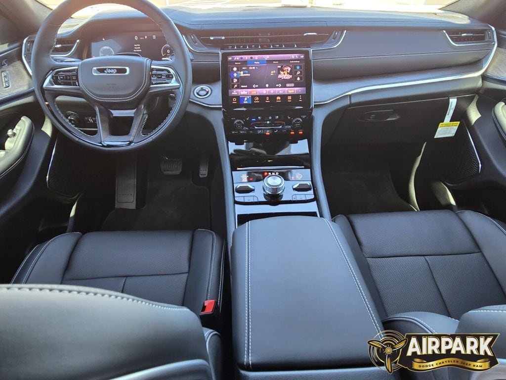 New 2025 Silver Zynith Jeep Overland image 17