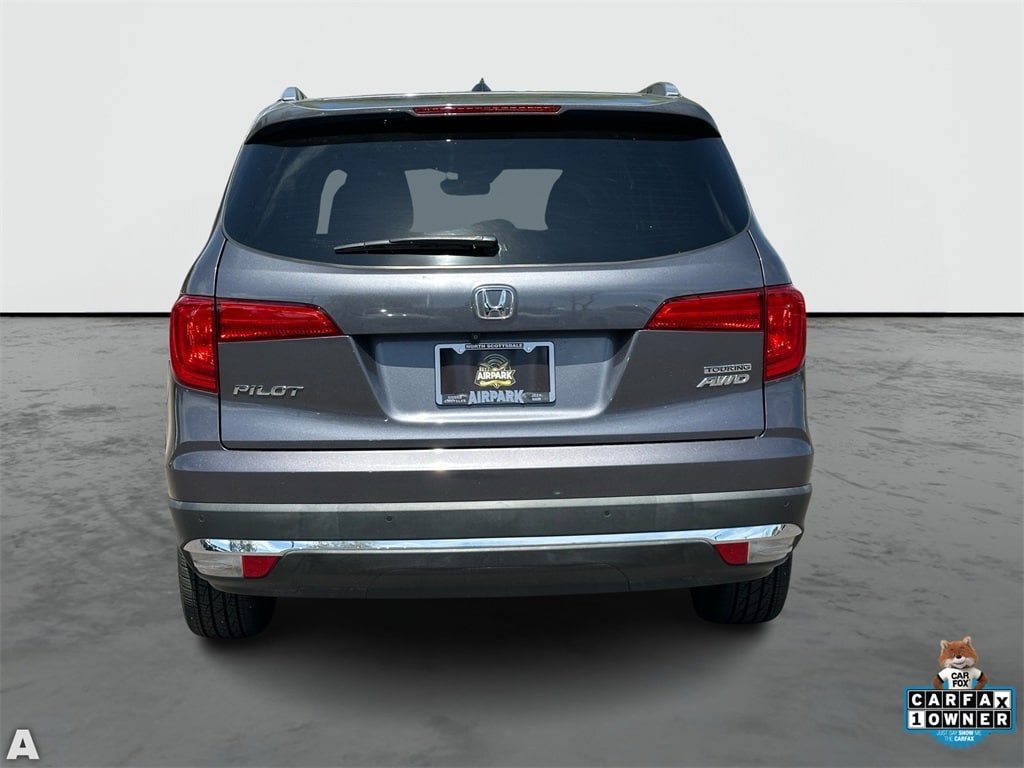 Image 6 of 2018 Honda Pilot Touring SUV