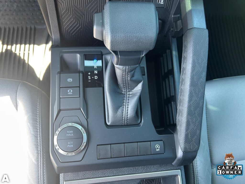 Used 2025 Underground Toyota SR5 image 20