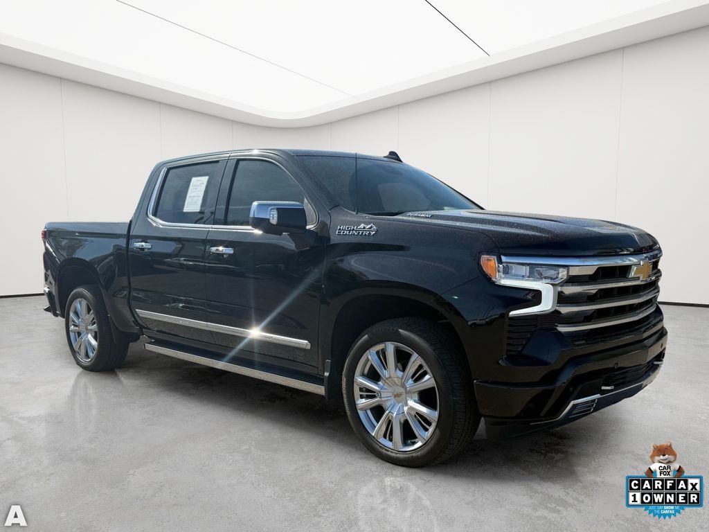 Used 2025 Black Chevrolet High Country image 9