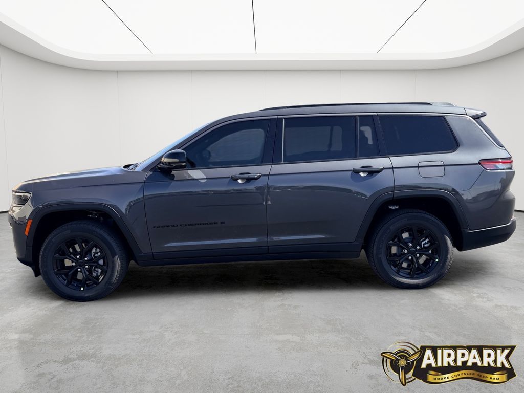 New 2026 Baltic Gray Jeep Laredo image 7