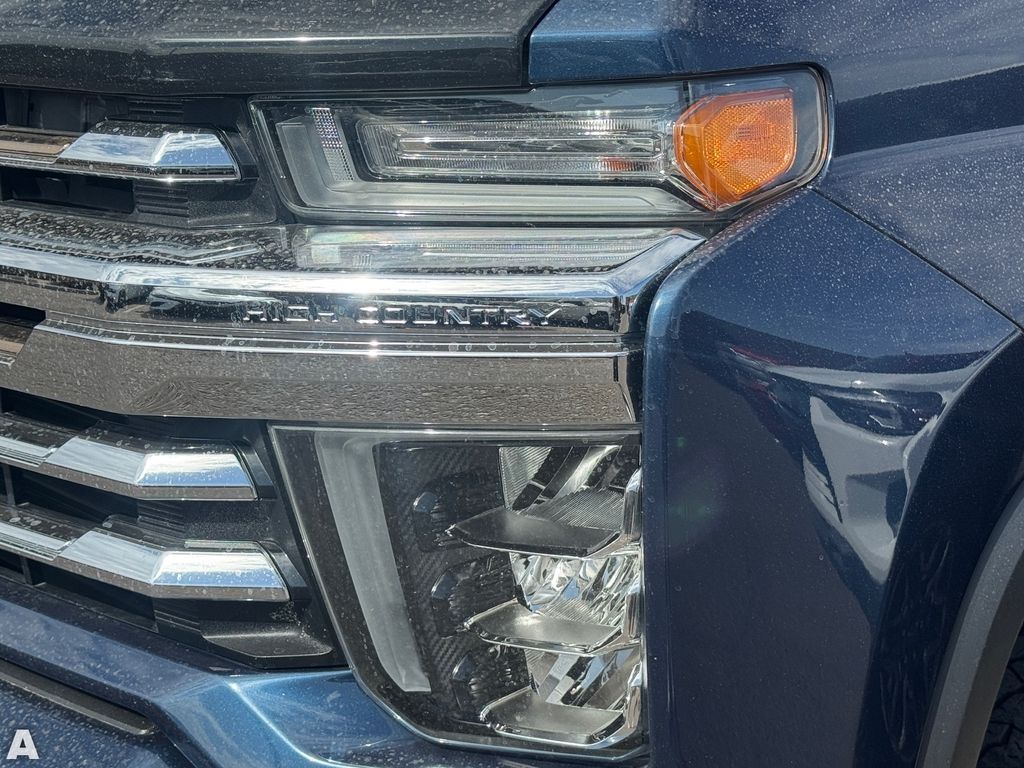 Used 2020 Northsky Blue Metallic Chevrolet High Country image 8