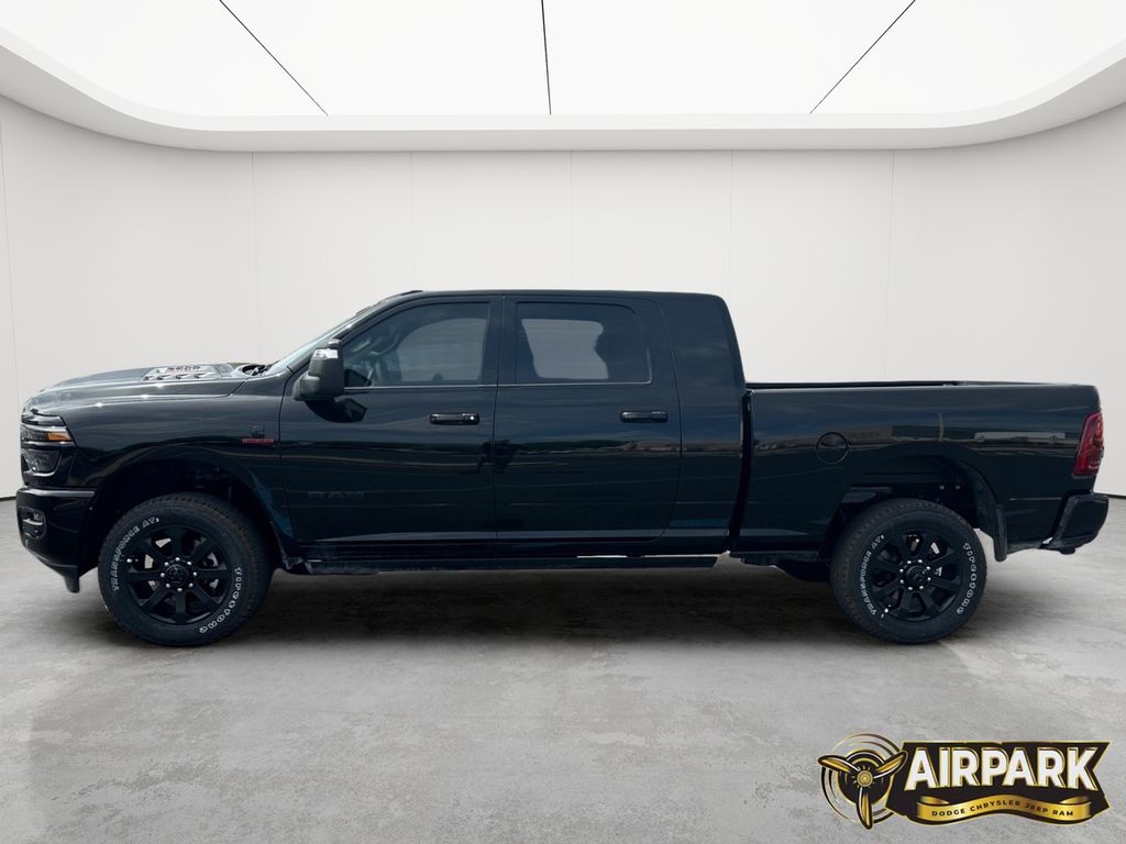 New 2026 Diamond Black Crystal Pearlcoat Ram Laramie image 8