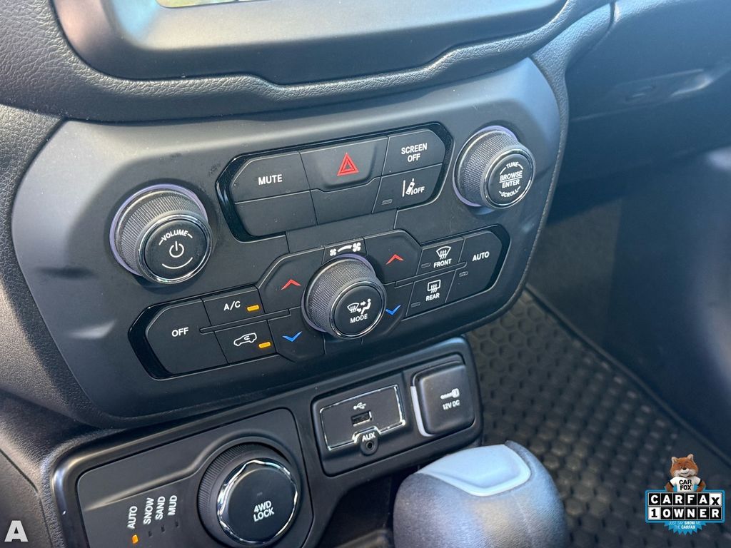 Certified Used 2023 Slate Blue Pearlcoat Jeep Altitude image 21