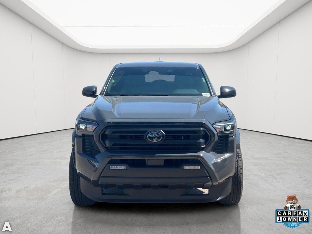 Used 2025 Underground Toyota SR5 image 8