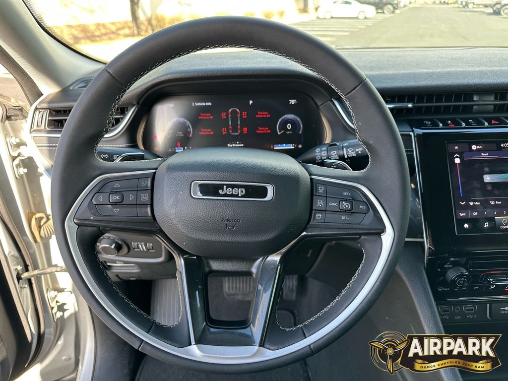 New 2023 Silver Zynith Jeep L Laredo image 18