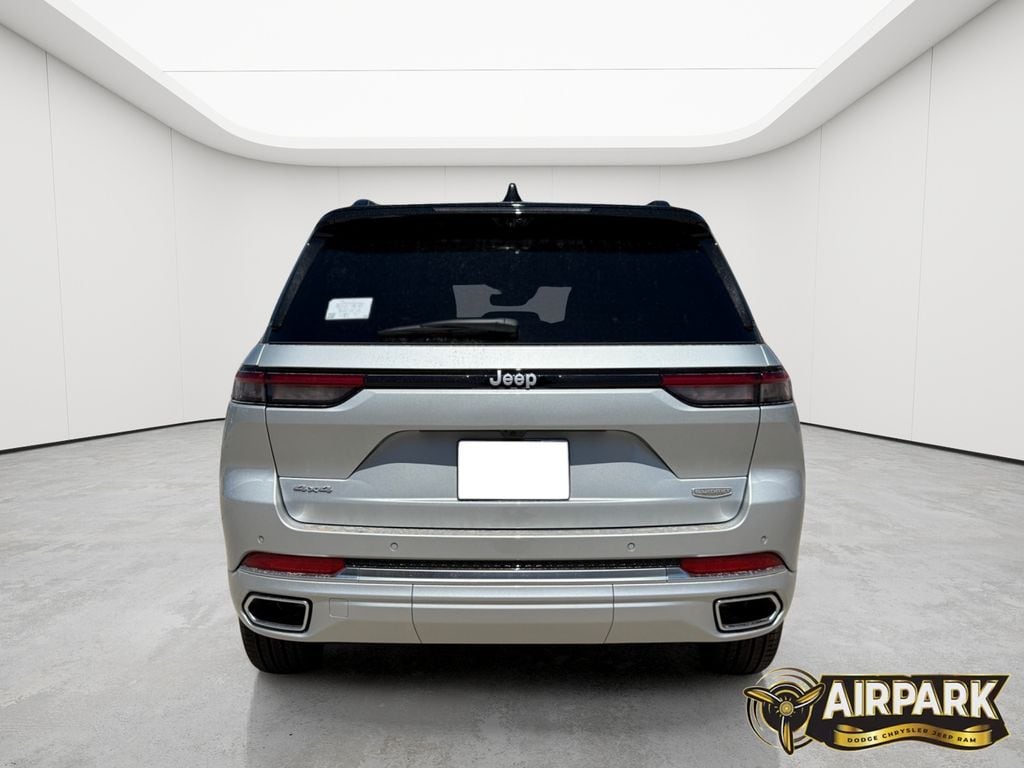 New 2025 Silver Zynith Jeep Summit image 6