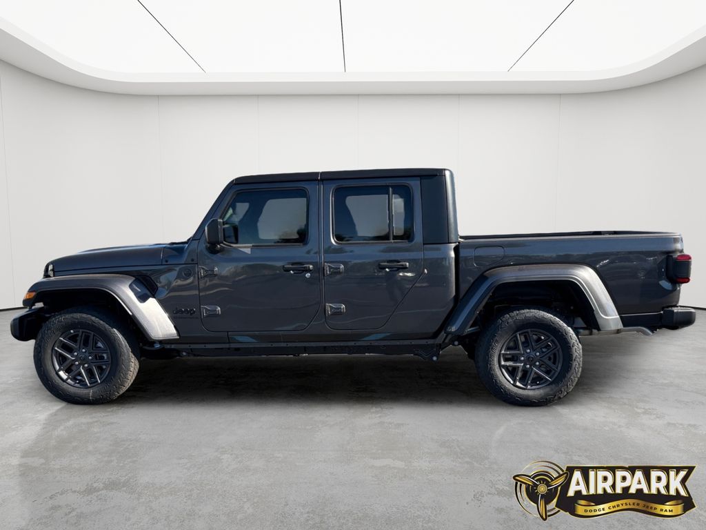 New 2025 Granite Crystal Jeep Sport image 7
