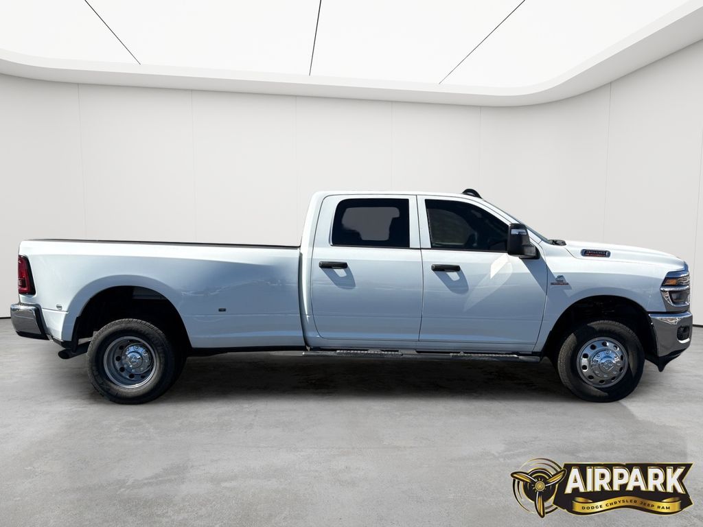 New 2026 Bright White Ram Tradesman image 3