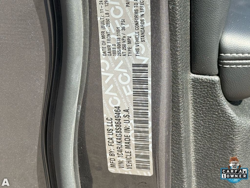 Used 2025 Baltic Gray Metallic Clearcoat Jeep Laredo image 30