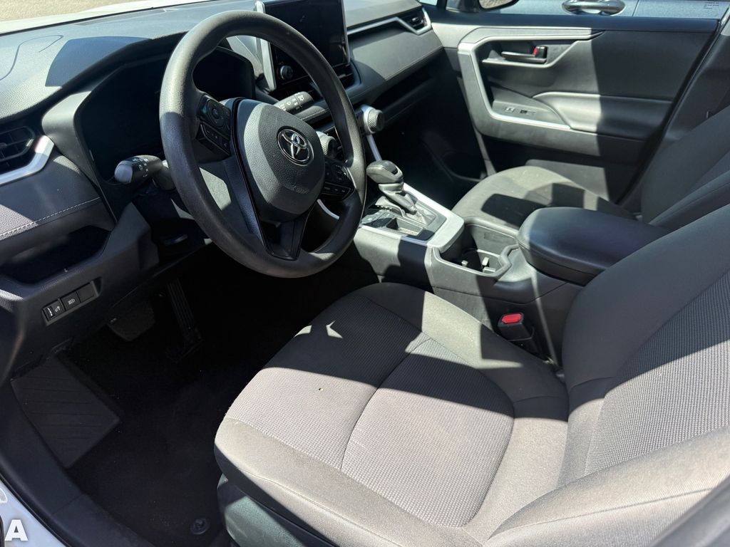 Used 2024 Ice Toyota LE image 8