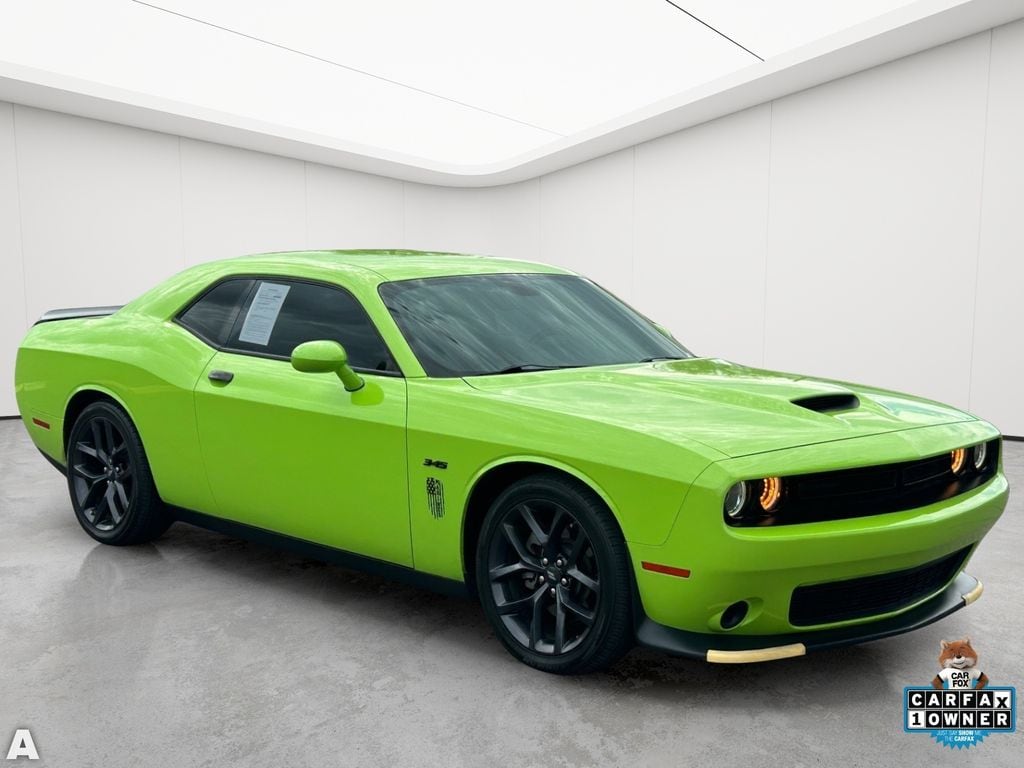 Certified Used 2023 Sublime Metallic Clearcoat Dodge R/T image 7