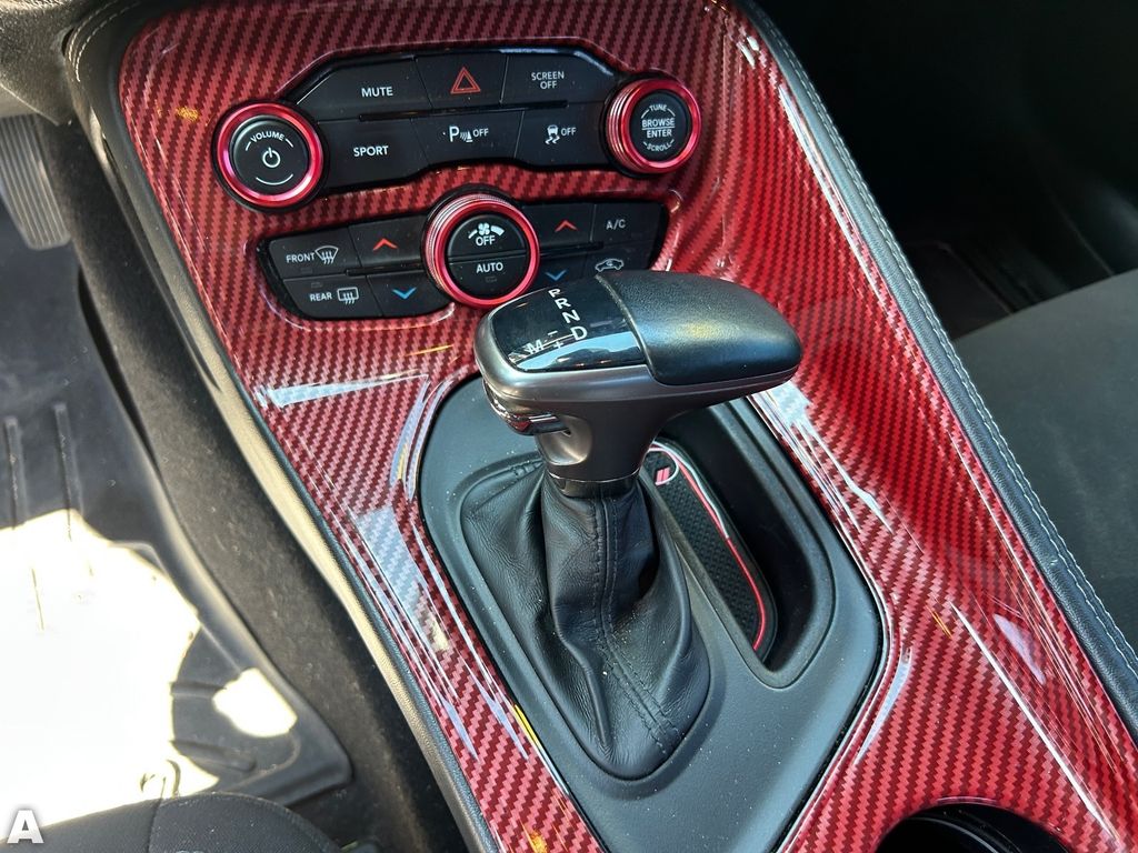 Used 2019 White Knuckle Clearcoat Dodge R/T image 7