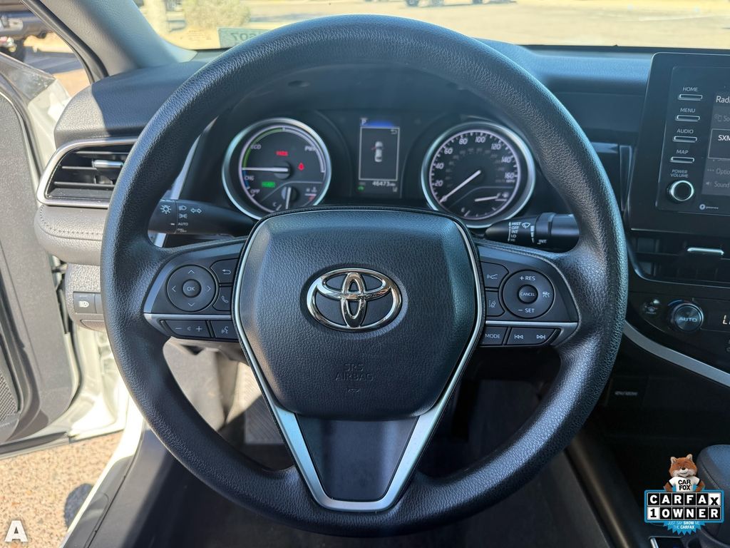 Used 2023 White Toyota LE image 15
