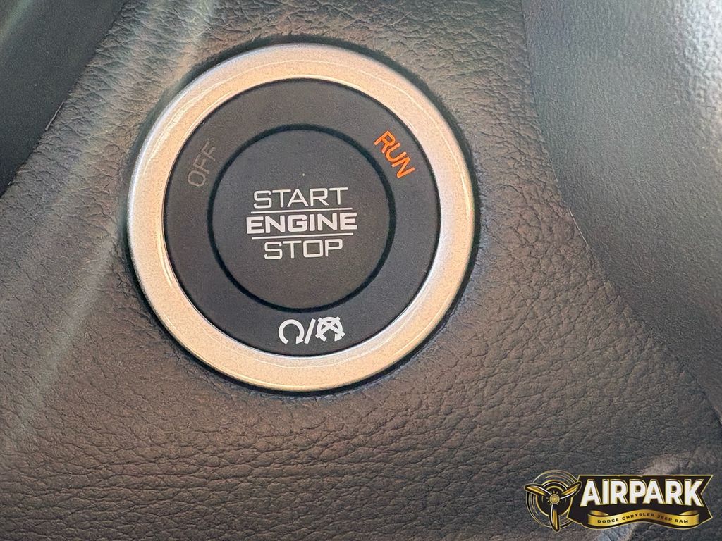 New 2026 Diamond Black Crystal Pearlcoat Ram Big Horn/Lone Star image 18