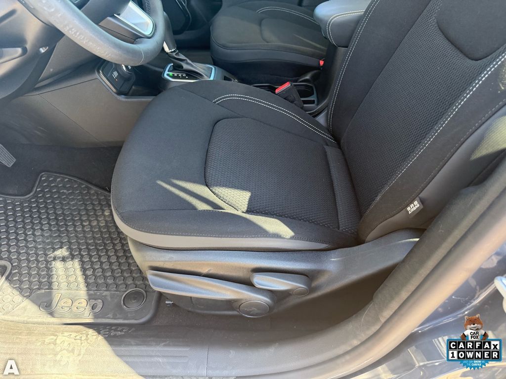 Certified Used 2023 Slate Blue Pearlcoat Jeep Altitude image 12