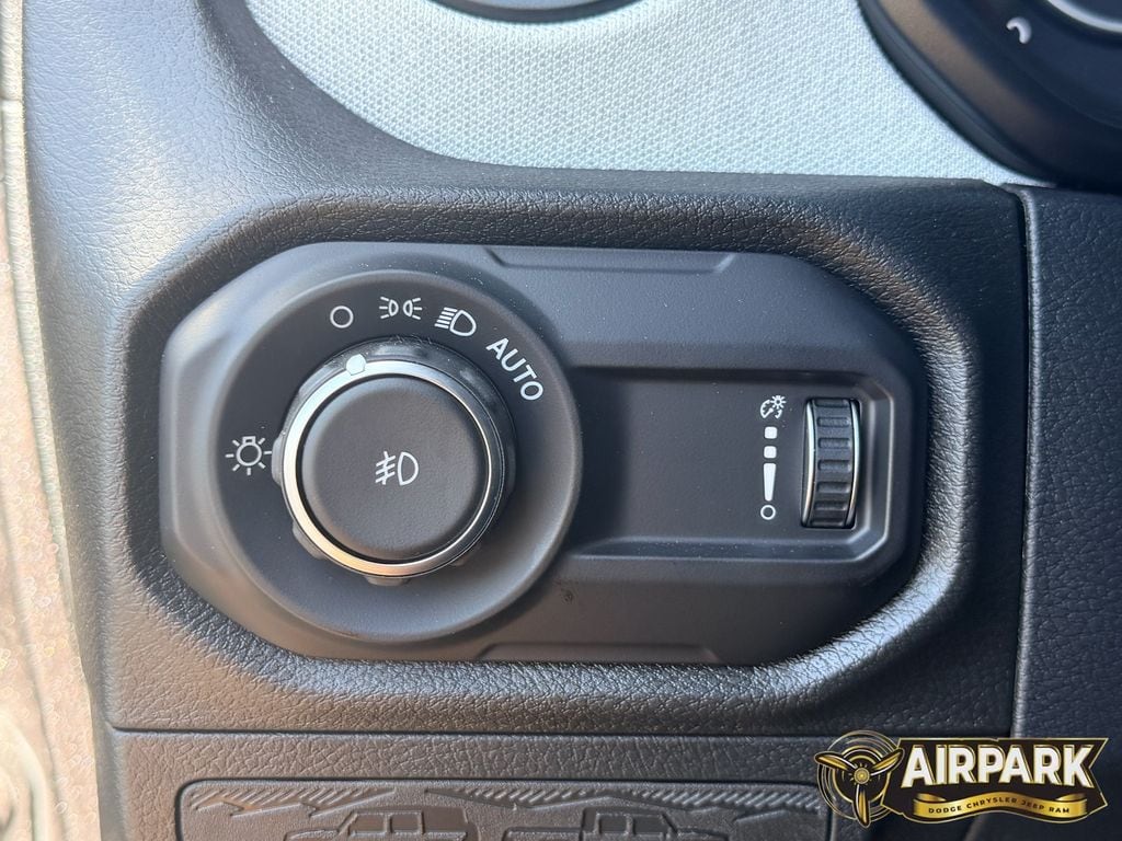 New 2026 Granite Crystal Jeep Sport image 19