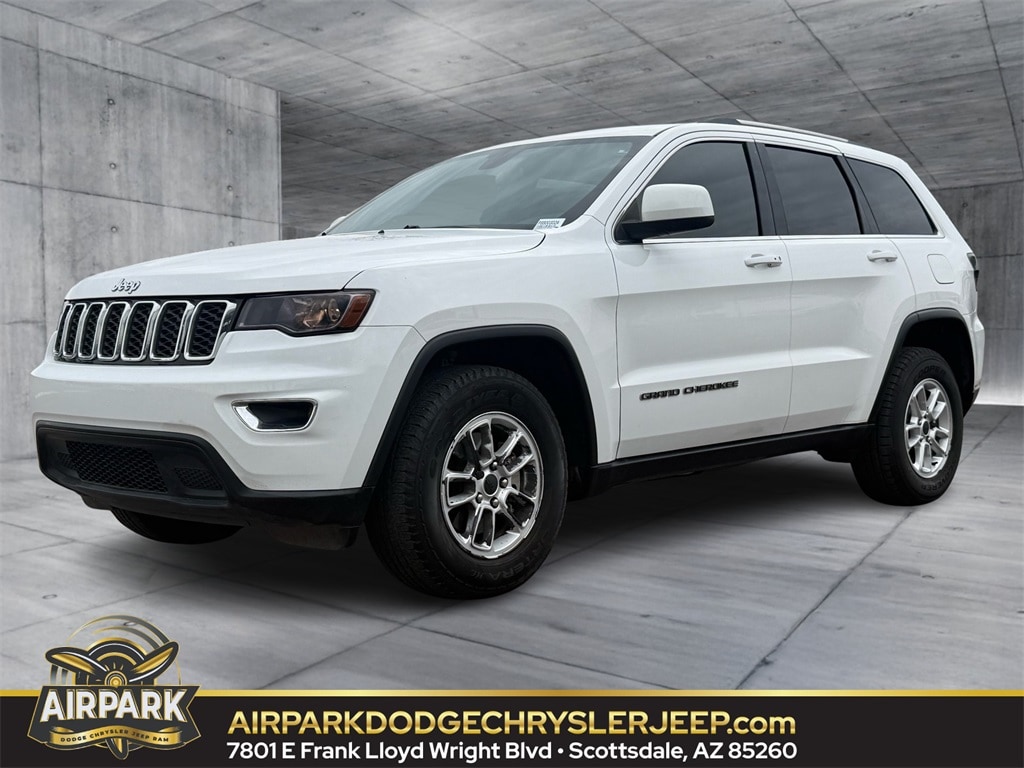 Used 2019 Jeep Grand Cherokee Laredo E SUV