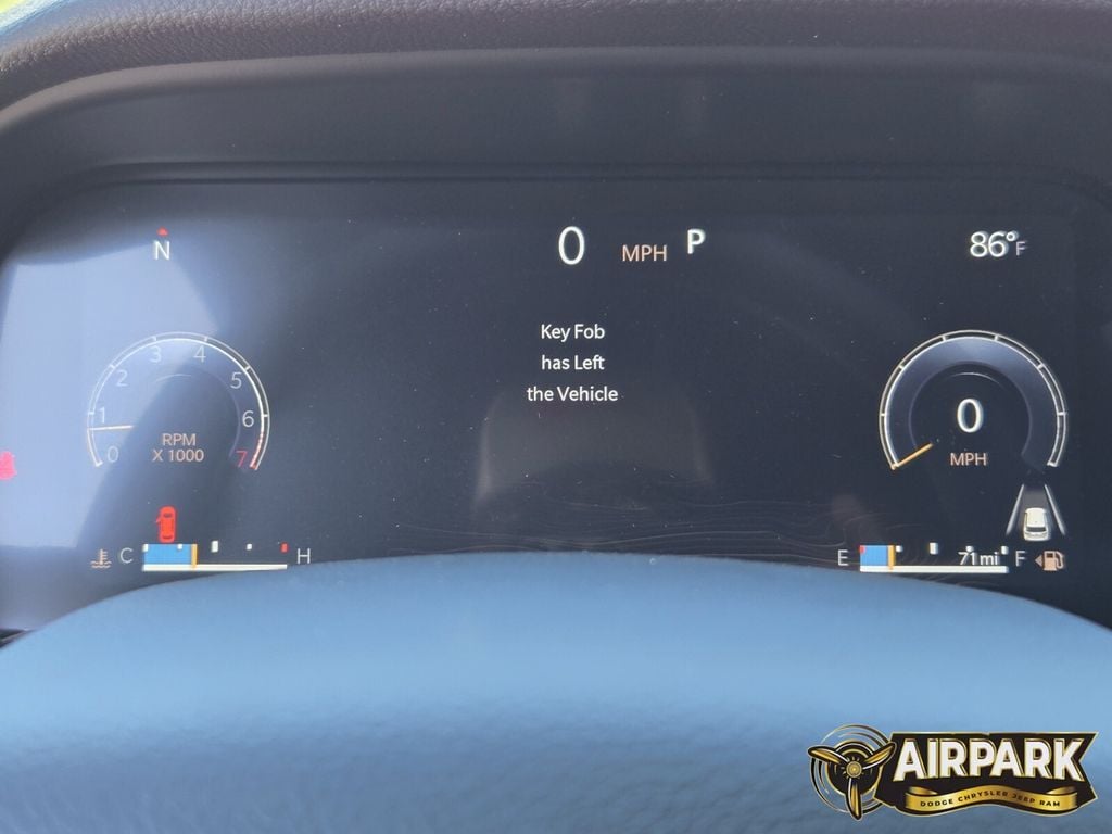 New 2025 Diamond Black Crystal Pearlcoat Jeep Limited image 22