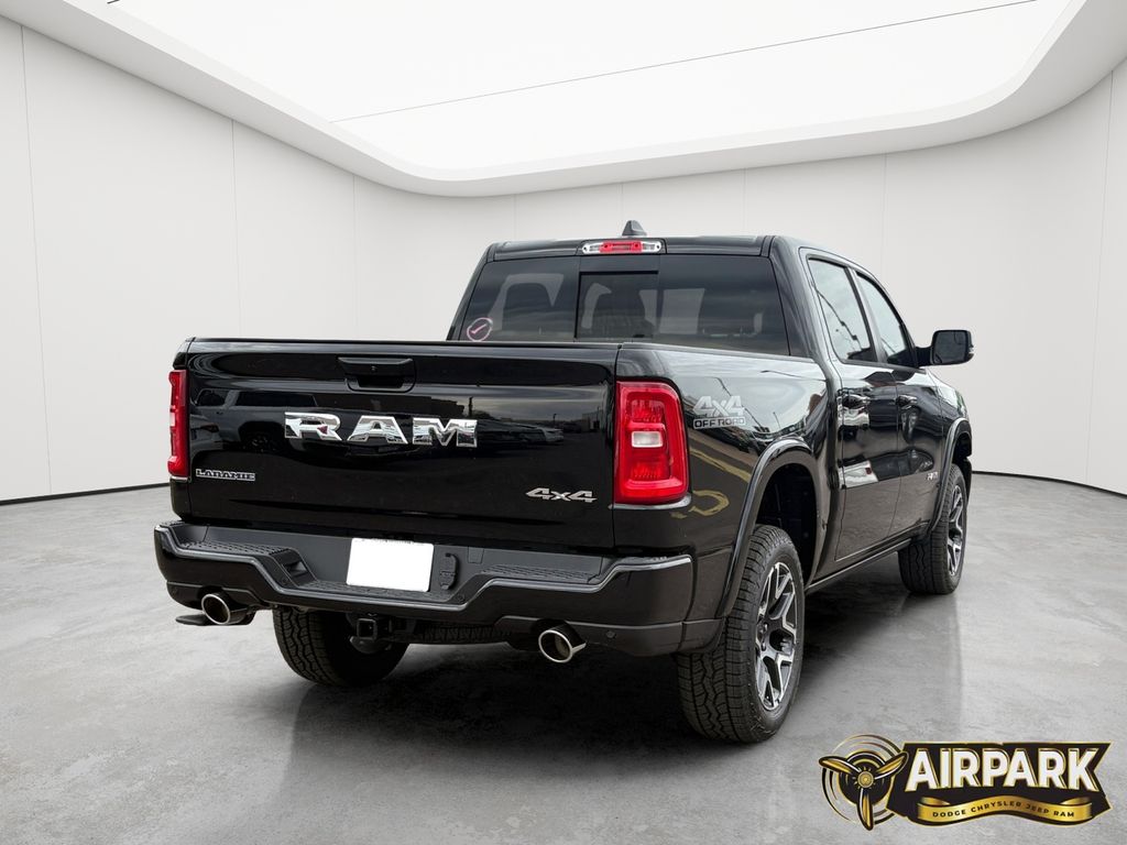 New 2026 Diamond Black Crystal Pearlcoat Ram Laramie image 4