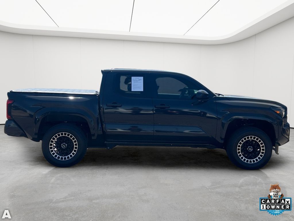 Used 2025 Underground Toyota SR5 image 6