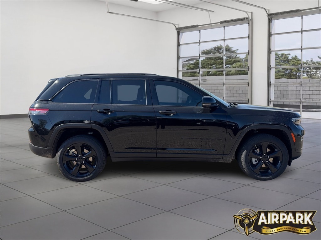 New 2025 Jeep Grand Cherokee Limited Sport Utility