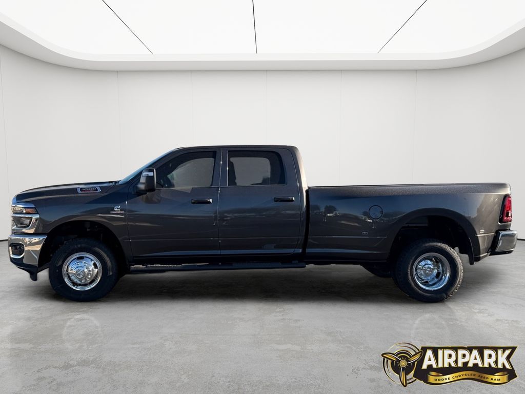 New 2026 Granite Crystal Ram Tradesman image 8