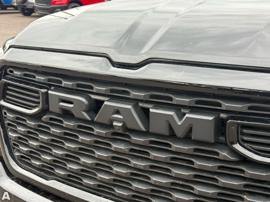 Used 2025 Diamond Black Crystal Pearlcoat Ram Tradesman image 32