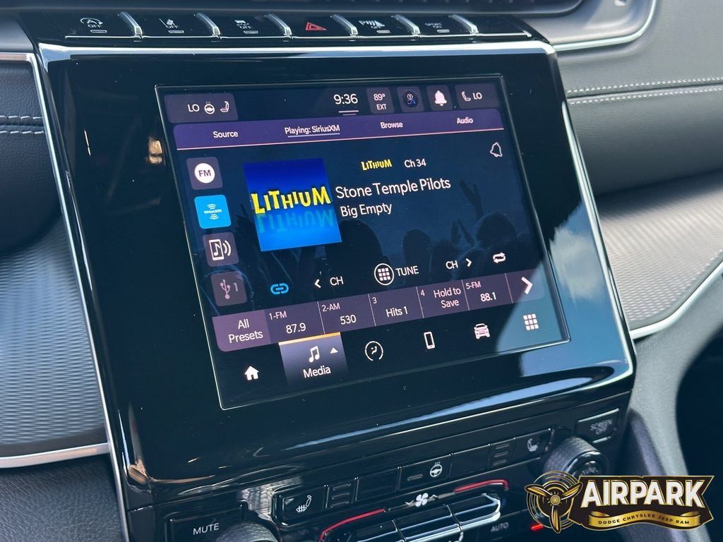 New 2025 Silver Zynith Jeep Laredo image 19