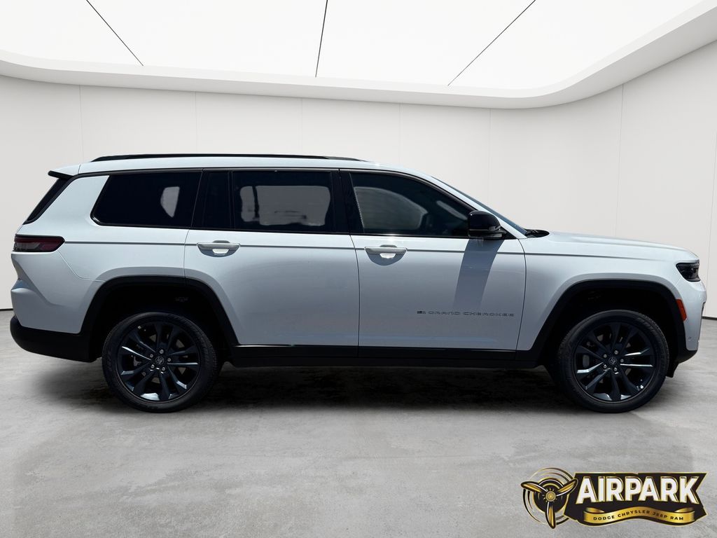 New 2026 Bright White Jeep Limited image 3