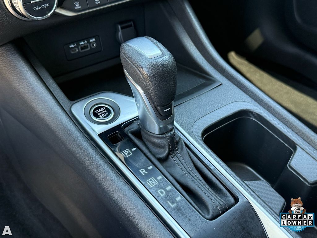 Used 2023 Scarlet Ember Tintcoat Nissan SV image 24