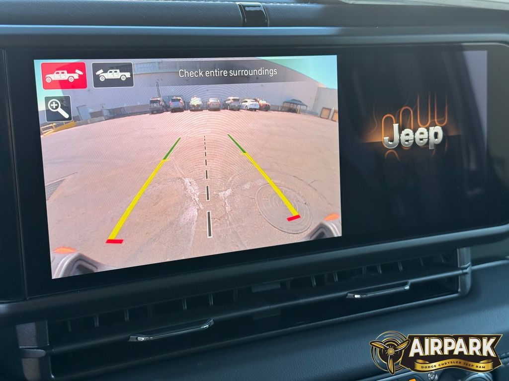 New 2026 Black Jeep Mojave image 24