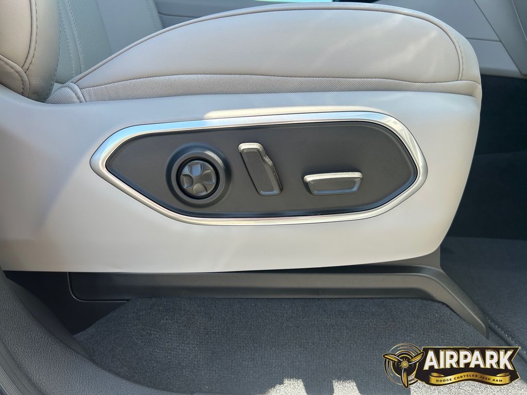 New 2026 Bright White Jeep Limited image 13